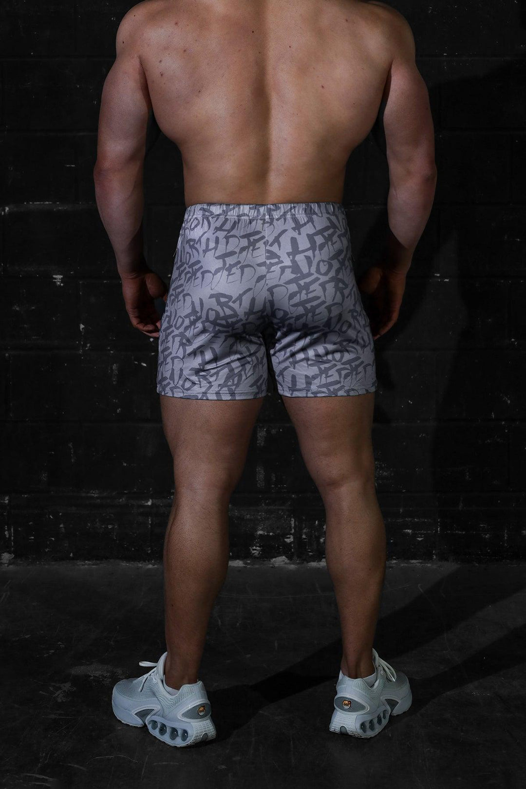 Agile Bodybuilding 4'' Shorts w Zipper Pockets - Gray Graffiti