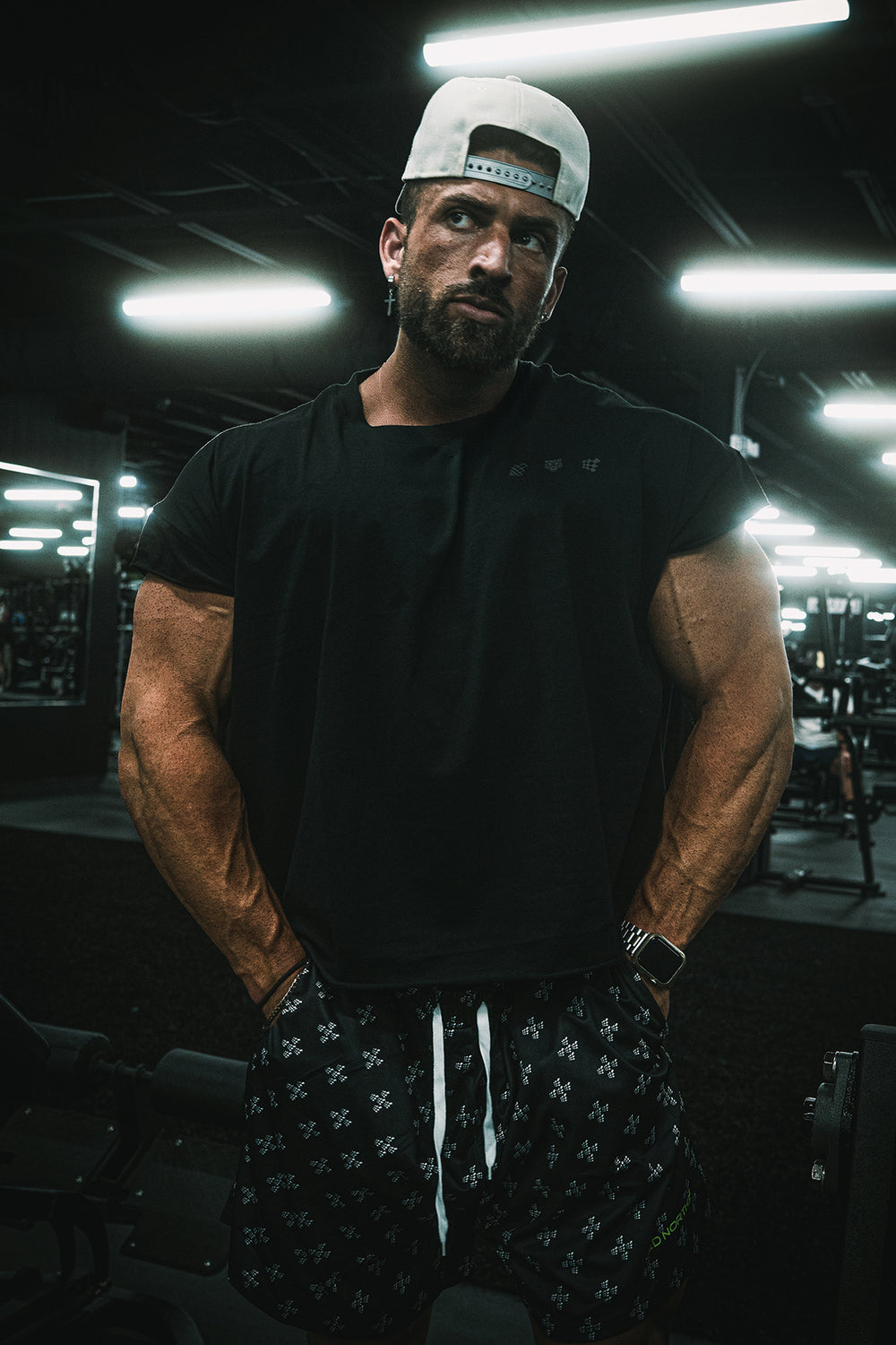 Oversized Raw-Cut Cropped Tee - Black